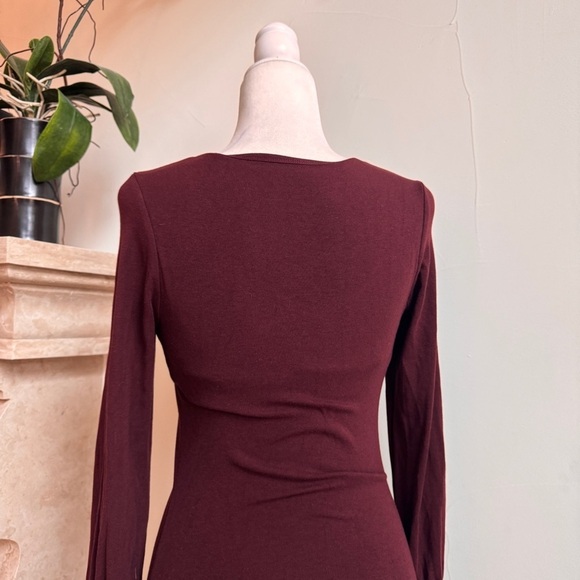 OGL Ruby Dark Red Scoop Neck Long Sleeve Ruffle Wrist Womens Size M Brami Midi - Picture 7 of 13